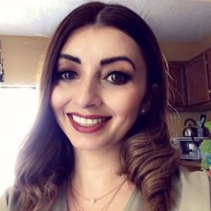 Meet your Posher, Estela mabel